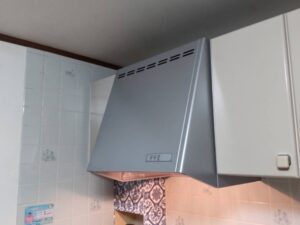 新潟キッチン取付け隊　プロペラファンフード取替　施工後